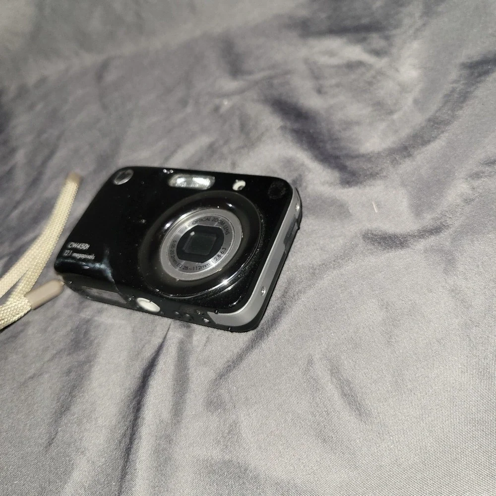 HP Photosmart CW450t Digital Camera 12.1MP Black 4x Zoom